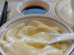 -鹏城人家海鲜酒家·23年老字号(较场尾店)