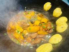 -鱼窝棚柴火铁锅炖(富山屯店)