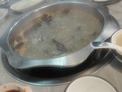 -光头药膳鸡(莱茵小镇店)