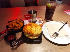 -必胜客(航洋国际店)