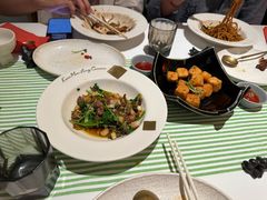 -桂满陇·手作小笼包&江南叫花鸡(中山公园店)