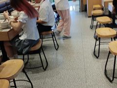 -蒙自源米线大王(花园城商场店)