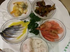 -青瓦餐厅·生鱼片·韩园烤肉(西塔店)