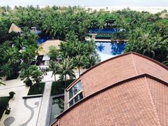 -三亚湾海居铂尔曼度假酒店