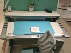 -康朴乐儿童学习桌椅(蓝色港湾店)