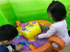 -快乐娃体能游乐园(冯村店)