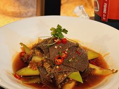 -巷子宽·酸菜鱼(迪士尼小镇店)