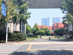 -复旦大学光华楼