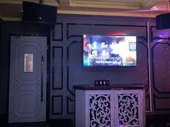-欢乐迪KTV(南坪上海城店)