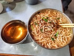 -正宗杨记普洱酸醋米线(总店)