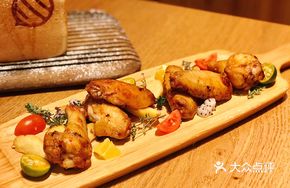 Bee's Honey Glazed Wings