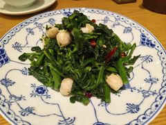 山野菜拌鲜贝丁-必点海鲜·海肠捞饭·鲅鱼水饺(滨江道店)