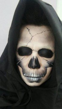 -艺采红鹰职业培训学校