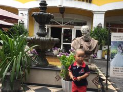 门面-火车头法国西餐厅