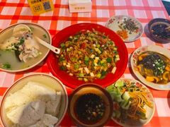 -老方桌烂蹄花川菜馆(九龙坡店)