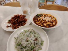 -喜茶(迪士尼小镇DP店)