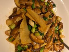 香菇炒冬笋-老阿爸鲜鱼土菜(独墅湖店)