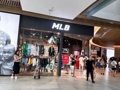 -东荟城名店仓
