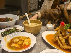 -闫府私房菜·百年鲁菜(恒隆店)
