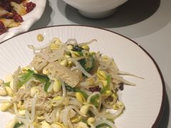 菠菜豆芽拌面筋-汉唐宴长安食府