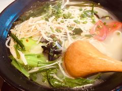 -蒙小妹骨汤饭.米线(新光路店)
