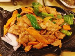 铁板牛肉-鹤乡东北菜(崮山路店)