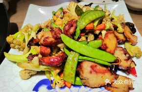 Barbecued Pork with Cauliflower