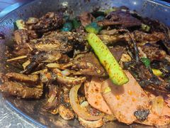 -嘎嘎鸭下巴·爆辣干锅(明教寺店)