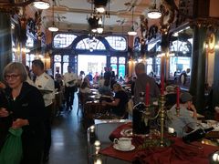 -Majestic Café