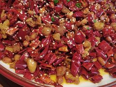 -有红鸡毛店·川菜(建设路店)