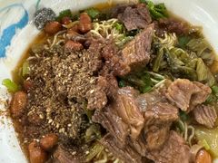 -阿阳牛腩腌面店