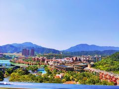 -客天下恐龙水晶玻璃桥