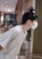-凡碧诗毛孔清洁收细