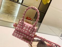 -Chanel(德基广场店)