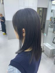 -首脑美发沙龙