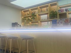 -弘仁宝佳比亚迪4S店(宝山旗舰店)