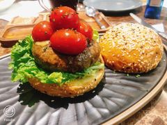 -Let'sBURGERplus·非常创意汉堡(三里屯店)