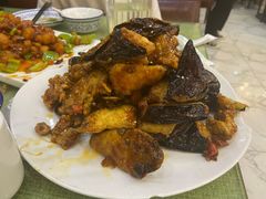 焦糖茄子牛肉粒-桃子餐厅·天津菜(红星路直营店)