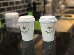 -Bee Cafe轻食咖啡馆