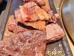 -铭牛烧肉·和牛海鲜自助(高新月牙湖店)