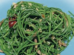 -蒙艾里民族传统菜蒙餐