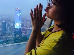 悦源本人-东方明珠广播电视塔