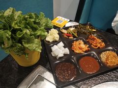 -烤路里·韩国品质自助烤肉(石路天虹4号店)
