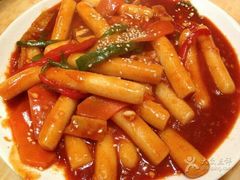 炒年糕-牛信亭韩国料理·炭火烤肉(紫藤路店)