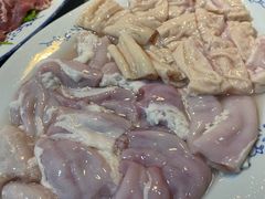生肠拼大肠-华哥新鲜猪精品美食