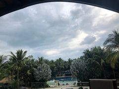 -三亚湾海居铂尔曼度假酒店