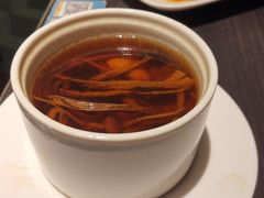 茶树菇炖鸡汤-鹊玥·粤菜小馆(汇智国际商业中心店)
