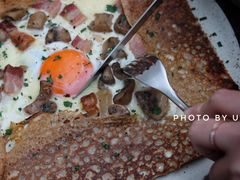 鸡蛋蘑菇熏肉荞麦可丽饼-RAC BAR(安福路店)