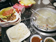 -官塘兄弟·潮汕牛肉店(官塘总店)