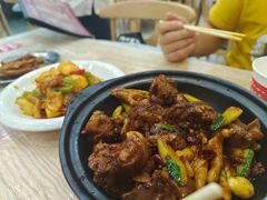 -江城燕子大排档(江汉路步行街店)